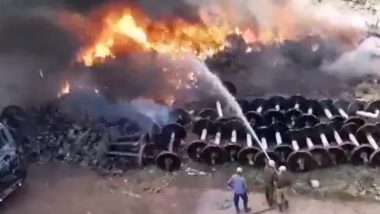 West Bengal Fire: Blaze Erupts At Factory in North 24 Parganas's Titagarh, No Casualties Reported (Watch Video)