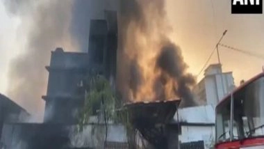 India News | Maharashtra: Fire Breaks out at Chemical Factory in Navi Mumbai