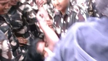 India News | Andhra Pradesh: Municipal Workers Stage Protest, Demand Fair Wages in Vijayawada