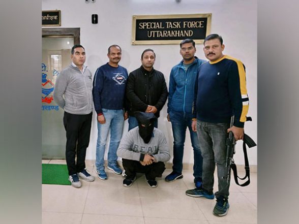 India News | Special Task Force Arrests Wanted Criminal with Rs2 L Bounty from Meerut - Vimarsana News