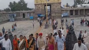 India News | Hardeep Singh Puri Pays Visit to Chennakeshava Temple in Karnataka's Belur