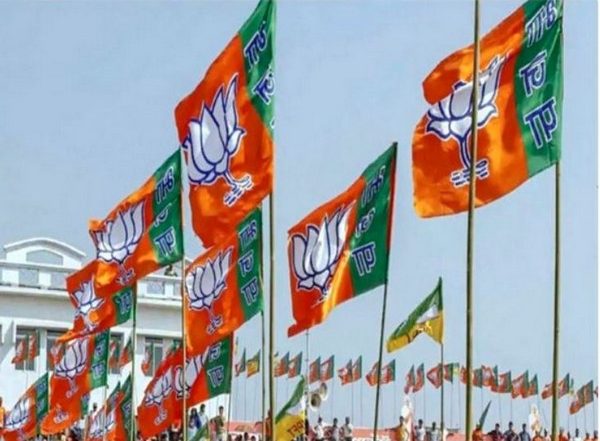 India News | Uttar Pradesh BJP to Hold Meeting in Lucknow to Chalk out Lok Sabha Poll Strategy