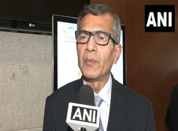 Business News | Hybrid Cars Should Attract Lower Duty Than Petrol-diesel Cars: DPIIT to Ministry of Heavy Industries