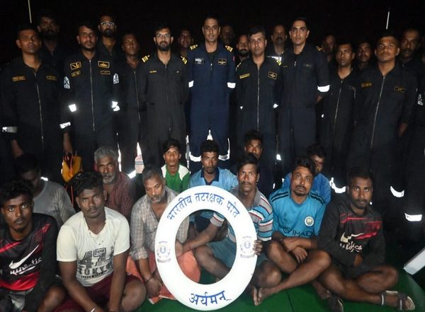 India News | Indian Coast Guard Rescues 12 Fishermen off Kerala Coast