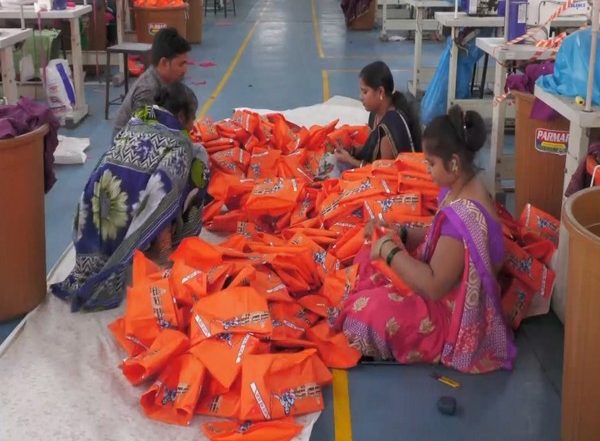 India News | Surat's Textile Industry Prepares One Lakh Caps Inscribed with Lord Ram's Name