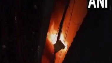 India News | Delhi: Fire Breaks out at Gandhinagar Market