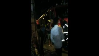 India News | Fire Breaks out at Residential Building in Mumbai's Kandivali