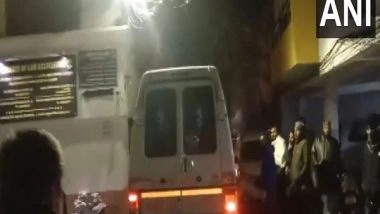 India News | Mortal Remains of Renowned Urdu Poet Munawwar Rana Reached His Residence in Lucknow