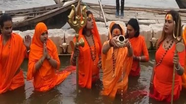 India News | Uttar Pradesh: Transgender Sadhus Take Holy Dip at Prayagraj, Leave for Ayodhya