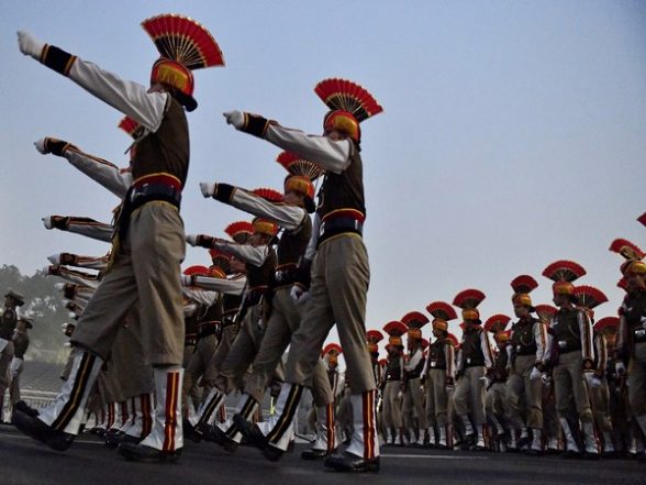 India News | Airspace Restrictions Issued in Delhi Ahead of Republic Day - Vimarsana News