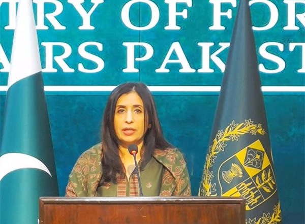 World News | Iran Airstrike 'unprovoked' and 'blatant' Breach of Country's Sovereignty: Pakistan