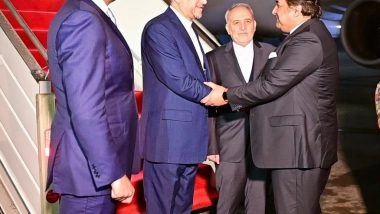 World News | Iranian Foreign Minister Arrives in Pakistan Amid Strain in Ties Following Tit-for-tat Strikes