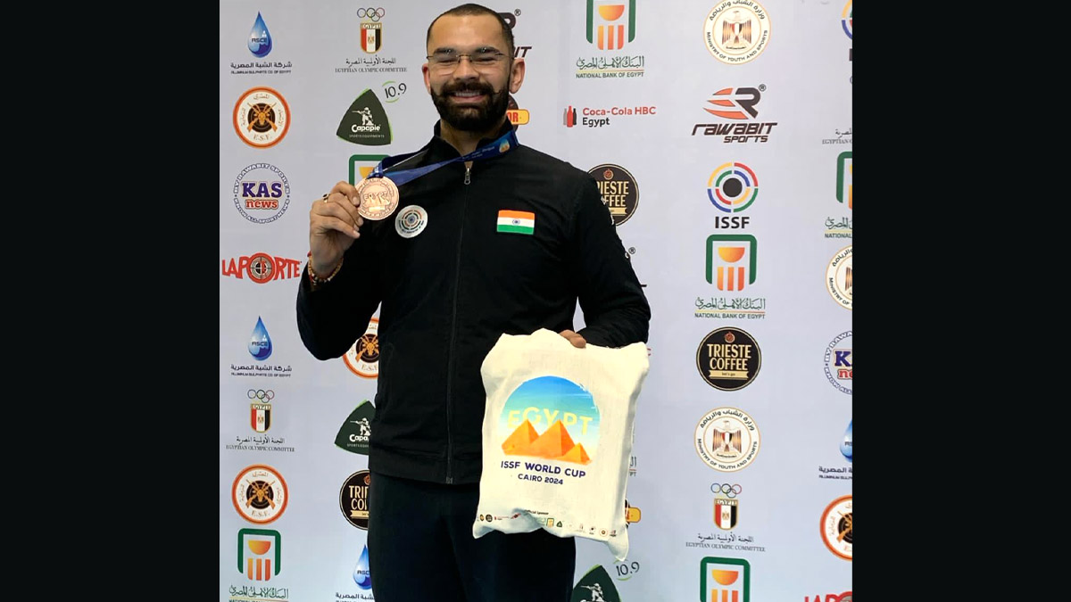 Agency News Akhil Sheoran Bags Bronze In M Rifle P Event At Issf