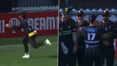 Unbelievable! Troy Johnson and Nick Kelly Grab Miraculous Relay Catch to Dismiss Will Young During Wellington vs Central Districts Super Smash 2023-24 Match (Watch Video)