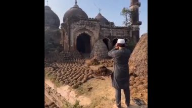 Uttar Pradesh: Man Offers ‘Azaan’ at 250-Year-Old ‘Mosque’ in Shamli, Booked For Flouting British-Era Rule (Watch Video)