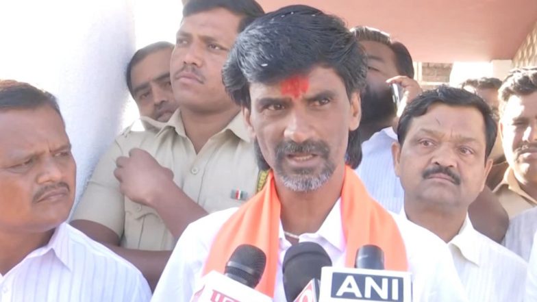 Manoj Jarange Patil Padayatra: Maratha Reservation Activist Begins March From Pune's Ranjangaon, Says 'We Will Continue To March Toward Mumbai' (Watch Video)