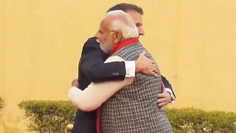 PM Modi Hugs Emmanuel Macron: Prime Minister Narendra Modi Shakes Hand, Shares Warm Hug With French President in Jaipur (Watch Video)