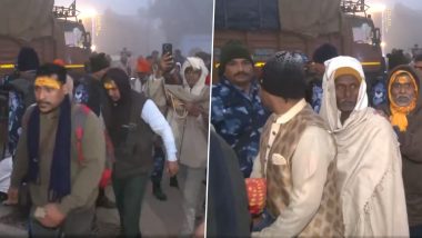 Ram Temple Darshan: Devotees Gather in Huge Numbers at Rampath To Offer Prayers to Ram Lalla Two Days After 'Pran Pratishtha' Ceremony (Watch Videos)