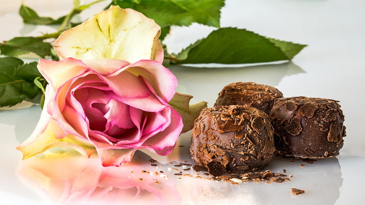 Rose-infused Chocolate Truffles 