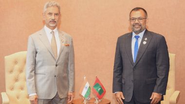 EAM S Jaishankar Has 'Frank' Conversation With Maldivian Counterpart Moosa Zameer in Kampala (See Pic)