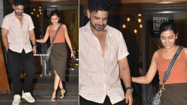 Tejasswi Prakash and Karan Kundrra Photographed Walking Hand-in-Hand After Their Date Night (Watch Video)