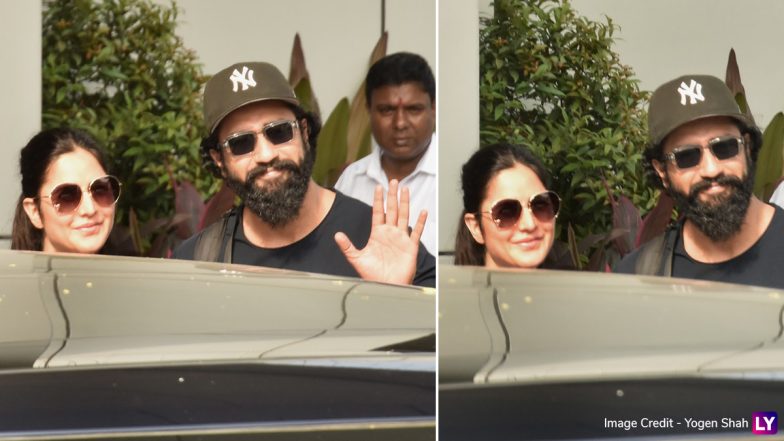 Vicky Kaushal and Katrina Kaif Return From Their Romantic New Year Vacay! Couple Poses for Paparazzi at Airport (Watch Video)