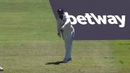 Virat Kohli Seen Giving Tips to Mohammed Siraj Just Before Pacer Dismissed Marco Jansen During IND vs SA 2nd Test 2023&ndash;24, Video Goes Viral