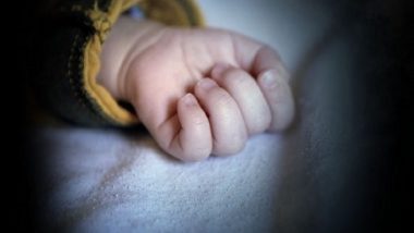 Mumbai Shocker: Newborn Baby Girl Found Abandoned Inside Drain in Malad, Case Registered
