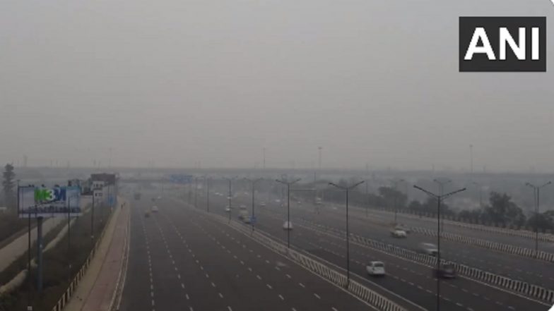 Delhi Weather Update: 22 Trains Delayed Due to Bad Weather, City Records Minimum Temperature of 8.2 Degrees Celsius - Vimarsana News