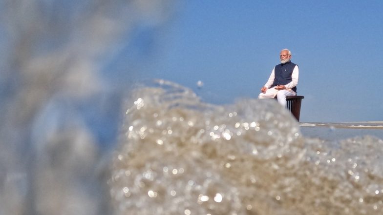 Tamil Nadu: PM Narendra Modi Visits Ram Setu&rsquo;s Origin Point, Says &lsquo;Had the Opportunity To Be at Arichal Munai&rsquo; (See Pics and Video)