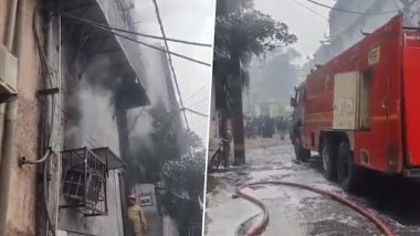 Delhi Fire: Massive Blaze Erupts at Kitchen Utensils Manufacturing Factory in Wazirpur Area, Fire Tenders Rush to Spot (Watch Video)