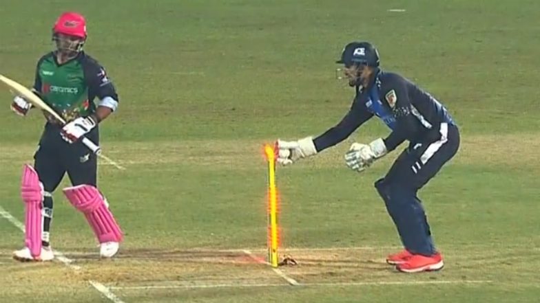 Nurul Hasan Pulls 'Dhoni-esque' Stumping to Dismiss Zakir Hasan’s in Sylhet Strikers vs Rangpur Riders BPL 2024 Match (Watch Video)