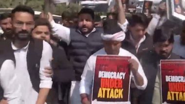 'Congress' Bank Account Frozen': Party Youth Wing Holds Protest Outside Delhi's IYC Office Over Embargo (Watch Video)
