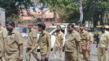Karnataka: Auto-Rickshaw Drivers Take to Streets in Hubli, Demand Withdrawal of Hit-and-Run Law (Watch Video)