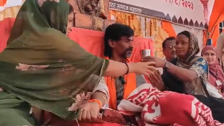 Maratha Activist Manoj Jarange Patil Ends 17-Days-Long Hunger Strike, Says ‘I Will Be in Hospital For a Day or Two’ (Watch Video)