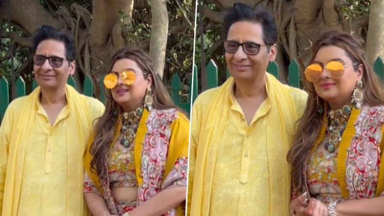 Rakul Preet Singh-Jackky Bhagnani Wedding: Groom’s Father Vashu Bhagnani and Sister Deepshikha Pose Together, Greet Paps As They Get Clicked at the Venue (Watch Video)