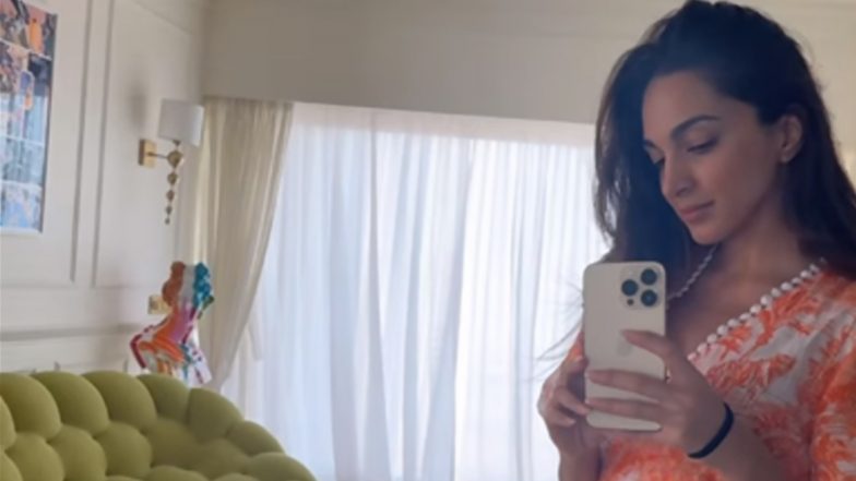 Kiara Advani in Chic Printed Floral Dress Gets Ready for Her ‘Favourite Day’ of the Week (Watch Video)