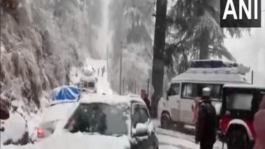 India News | Heavy Snowfall Blocks 566 Roads, 6 Highways in Himachal, Power Supply Disrupted