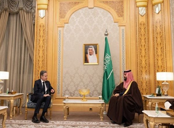 World News | Blinken Meets Saudi Crown Prince, Addresses Humanitarian Needs in Gaza