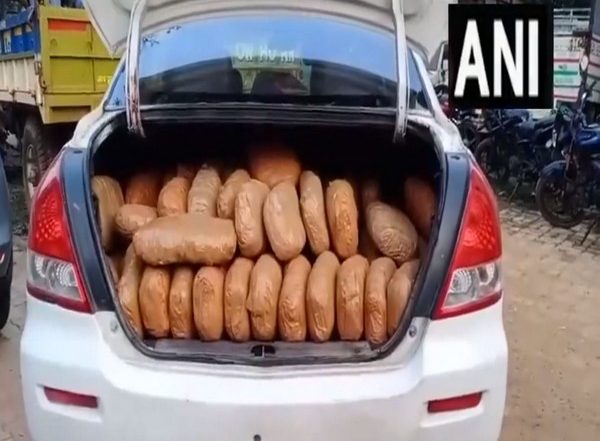 India News | Two Arrested with 120 Kg of Ganja En Route from Odisha to Kolkata