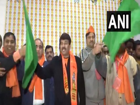 India News | Delhi: BJP MP Manoj Tiwari Flags off Special Train from Old Delhi Railway Station to Ayodhya Dham - Vimarsana News