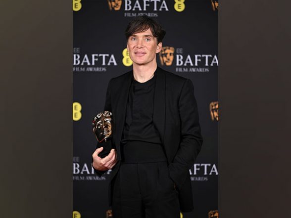 Entertainment News | Cillian Murphy Thanks - Vimarsana News