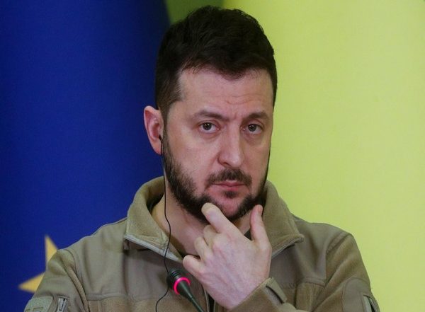 World News | Ukraine President Zelenskyy Invites Polish Leaders to Resolve Farmers' Protests