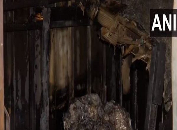 India News | Delhi: Fire at Tin Shed Warehouse in Sadar Bazar, No Casualty Reported