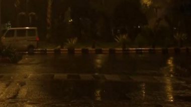 Delhi Weather Today: Chill, Heavy Downpour, Thunderstorms Add to Winter Woes in National Capital; IMD Predicts Rainfall on Thursday