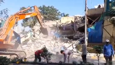 Borivali Building Collapse: Two Auto-Rickshaw Drivers Injured After Portion of Building Collapses During Demolition Drive in Mumbai (Watch Video)