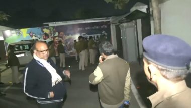 Bihar Floor Test: Heavy Police Force Deployed Outside Tejashwi Yadav’s Residence in Patna (Watch Video)