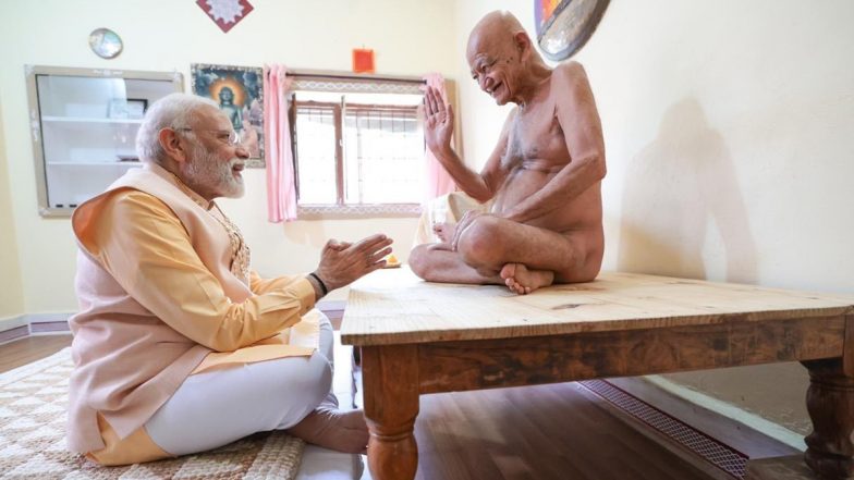 Acharya Vidyasagar Maharaj Passes Away: PM Narendra Modi Condoles Demise of Jain Seer, Says ‘Had Honour of Receiving His Blessings For Years’