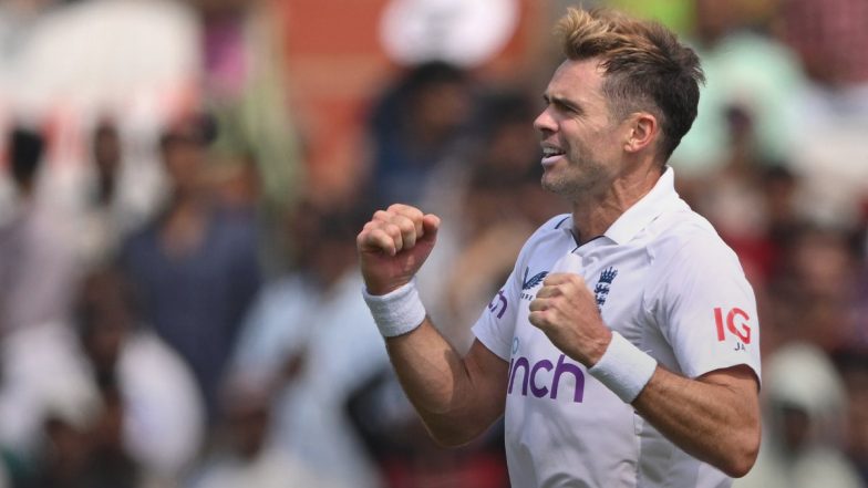 James Anderson Becomes Oldest Fast Bowler to Appear in a Test Match in India, Achieves Feat in IND vs ENG 2nd Test 2024