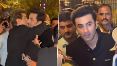 Video of Jeetendra Embracing and Kissing Ranbir Kapoor at an Event Will Melt Your Heart – WATCH